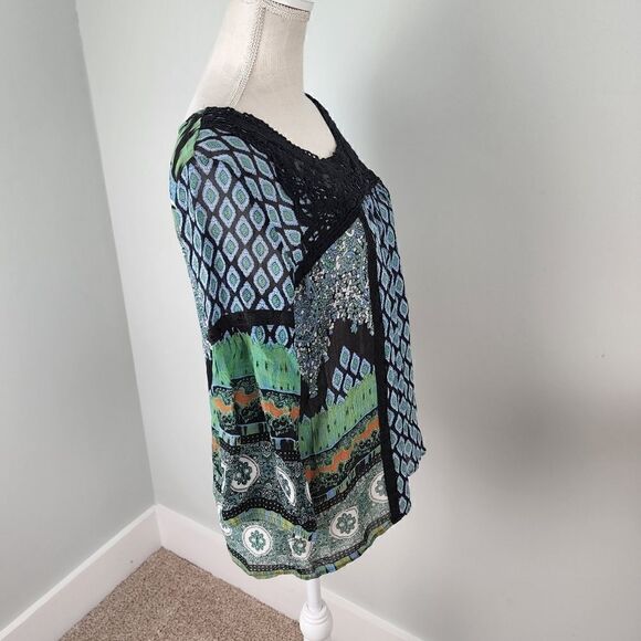 BILA WOMEN'S CROCHET NECKLINE PAISLEY PRINT 3/4 LENGTH SLEEVES TOP SIZE SMALL - Picture 5 of 7